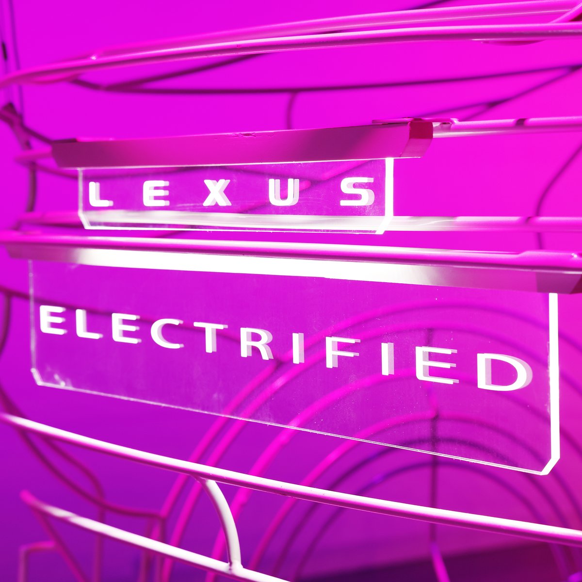 ON/, an immersive installation inspired by the Lexus
LF-Z Electrified and realized by architect Germane
Barnes and his team at the University of Miami.
#LexusElectrified #LexusLFZ #DesignMiami