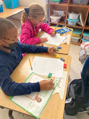 <a href="/IC_Kirkpatrick/">Della Kirkpatrick</a> <a href="/MrsJTukes/">Jennifer Tukes</a> <a href="/DrFish_ncts/">Jo Anna Fish</a> <a href="/MsLunsfordTeach/">Anna McCart</a> Mrs. McCart's 1st graders are working on the Domino Fact Family framework.  #frameworksrock #ncts #ncssbethebest