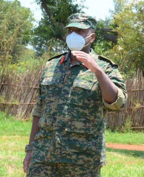 THANK YOU GEN. MUHOOZI 🙏. THE CONGOLESE ARE MORE PLEASED 🙏🤝🖤💛❤

For those of u who didn't know, our UPDF is already in Congo dismantling ADF like chicken thieves  😄. Ono Gen <a href="/mkainerugaba/">Muhoozi Kainerugaba</a> asabula baaba, akulumba home &amp; away nakuwuttula n'akomawo ku butaka💪😘
#Baddangayo