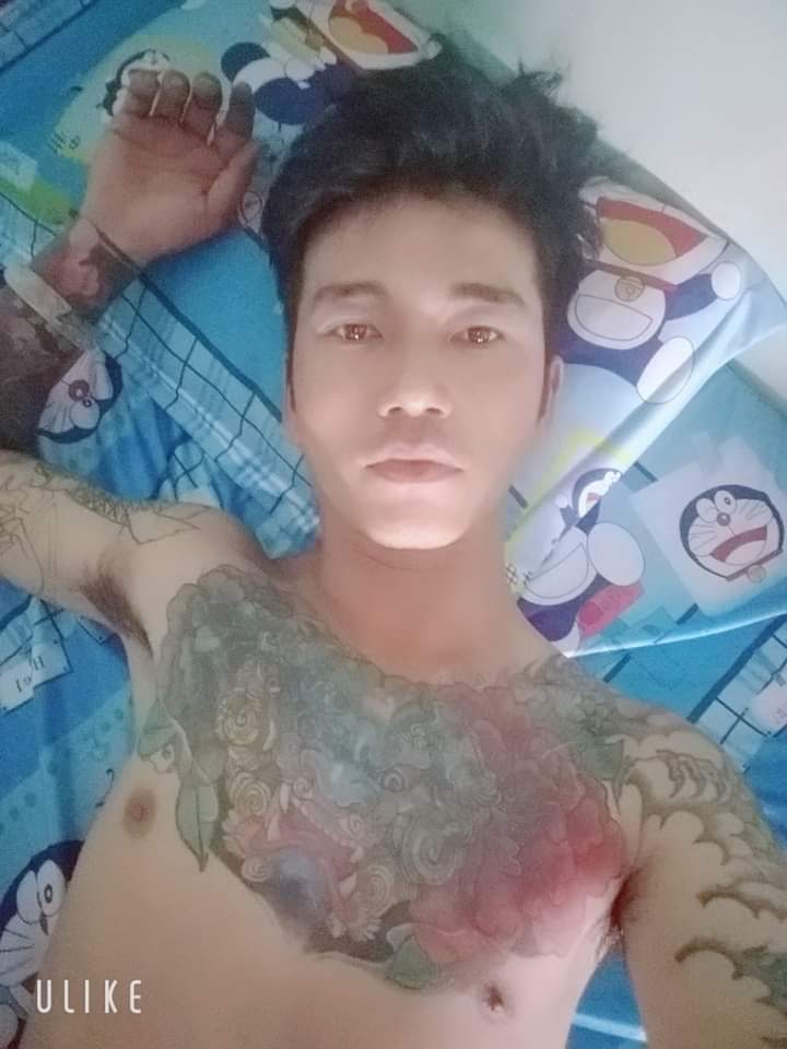 Tytrc3's tweet photo. Bỉ Ngạn Hoa nở bên bờ sinh tử,
Sông Vong Xuyên ánh đỏ cả 1 dòng
Mạnh Bà Thang...Ai quên ai nhớ
Cầu Nại Hà...Ai ngóng ai trông 
19-11- 2012 😥 https://t.co/g20FOfQE8o