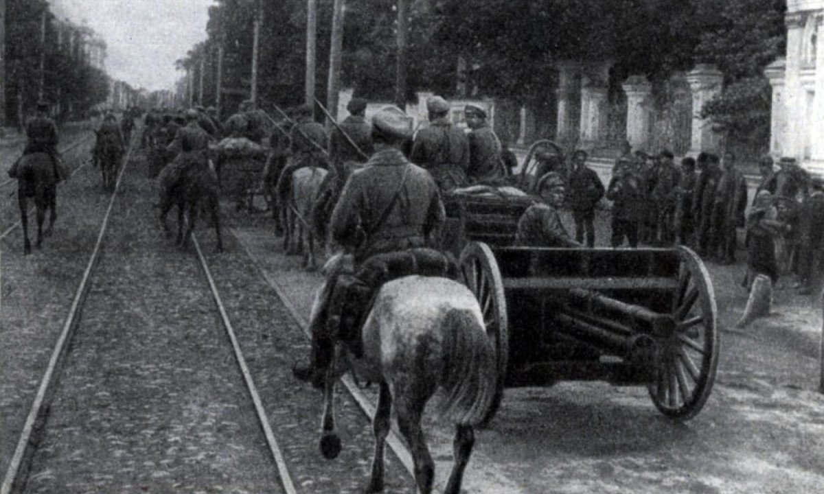 Движение на москву гражданской войны. Казань белочехи в 1918 году. Штурм красной армией Казани в 1918.