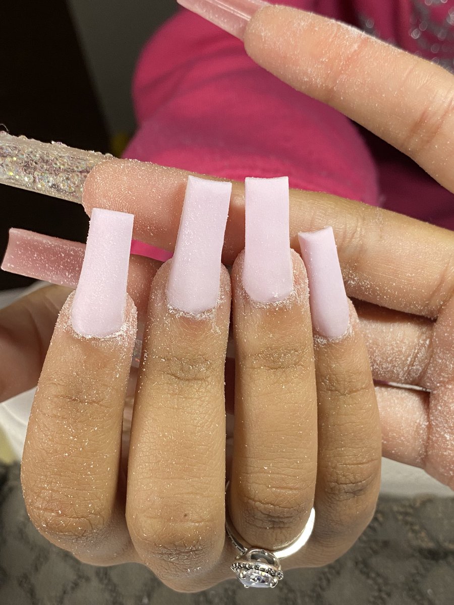 lyahdc_'s tweet photo. Start to finish ๐ค even if you have very short nails I can still do them !!
โจโจโจ
#uwg #uwgnails #uwg25 #uwg24 #uwg23 #uwg22 #atlnails #explore https://t.co/XmAgbOGmUx