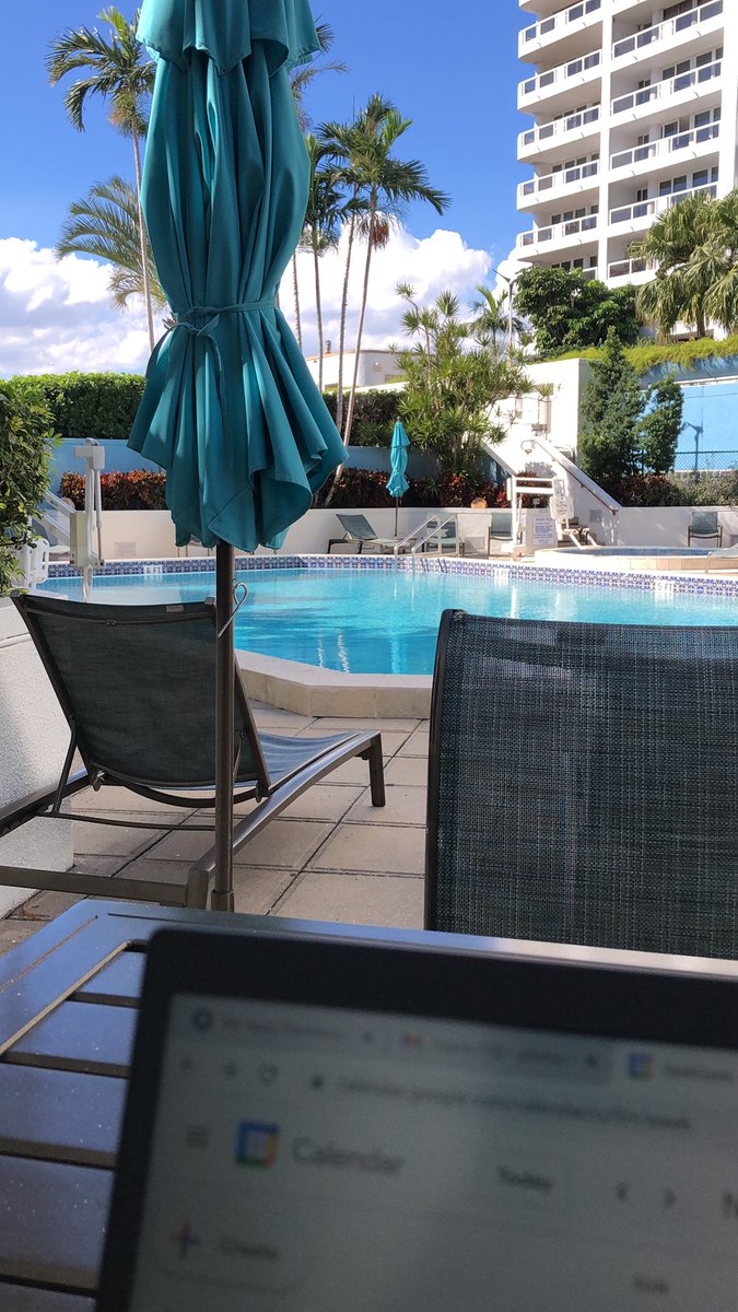 NewNFTguy's tweet photo. Love a little #WorkLifeBalance
#Miami #NFTs #ArtBasel2021 #ArtBaselMiamiBeach #artbaselmiami #Marriott #poolLyfe #NFTCommunity https://t.co/hcVgJdXAwt