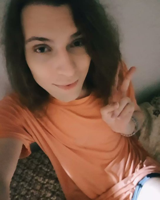 1 pic. Meow :3 Had a good day today, watched a movie and found a super rare Pepsi??
#femboy #trans #sissy