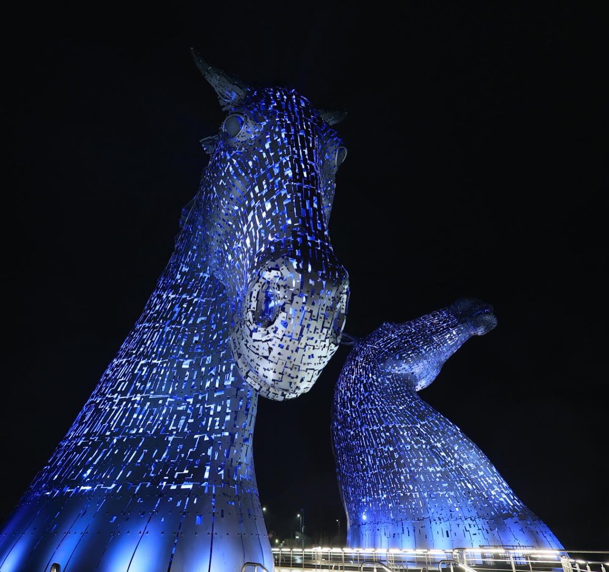 iainfleming's tweet photo. Happy St Andrews Day to Scots everywhere. The Kelpies lit up in blue and white to commemorate our national day. https://t.co/9Jvri9R83r