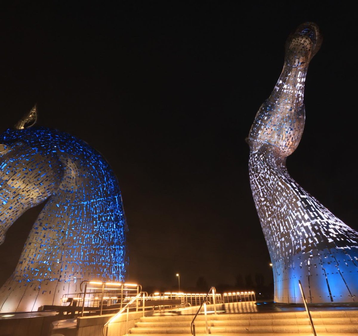 iainfleming's tweet photo. Happy St Andrews Day to Scots everywhere. The Kelpies lit up in blue and white to commemorate our national day. https://t.co/9Jvri9R83r