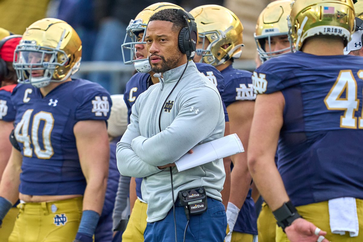 RETWEET if you want Marcus Freeman to be the next Head Coach at Notre Dame.

☘️☘️☘️