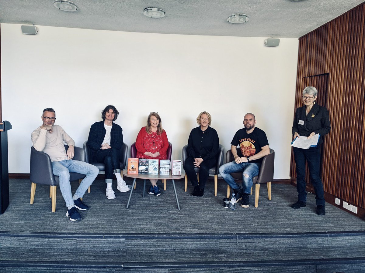 exploringexeter's tweet image. Hands up if you popped along to @exelitfest earlier this month? 

Our @tilly_writes did you can read all about it on the blog &amp;gt;&amp;gt; exploringexeter.co.uk/exeter-literar…

#exeter #exploringexeter #exetercity #exeterliteraryfestival #exeterchiefs #exeteruniversity