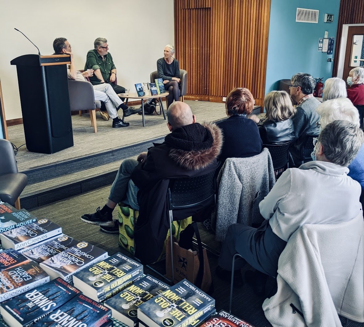 exploringexeter's tweet image. Hands up if you popped along to @exelitfest earlier this month? 

Our @tilly_writes did you can read all about it on the blog &amp;gt;&amp;gt; exploringexeter.co.uk/exeter-literar…

#exeter #exploringexeter #exetercity #exeterliteraryfestival #exeterchiefs #exeteruniversity