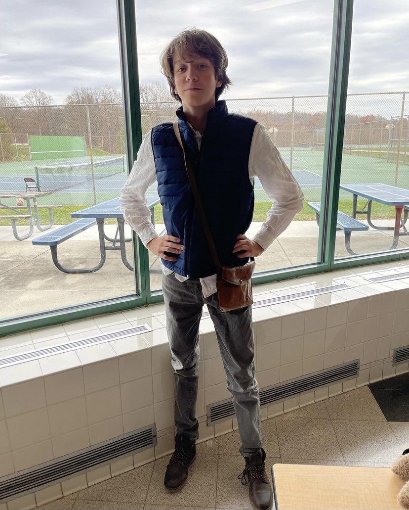 Tuesday is Movie Character Day for the Mr. Urbana contestants! 

Watch these senior boys compete for the crown on Thursday evening at 7pm!! 👑