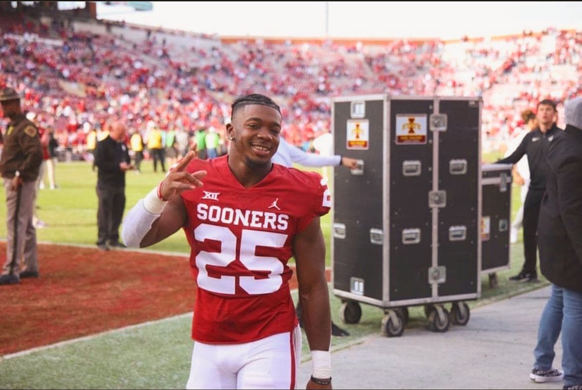 JadenKnowles2's tweet photo. We still have a game to win.. job not finished! #Boomer https://t.co/pKfc5iJJEP