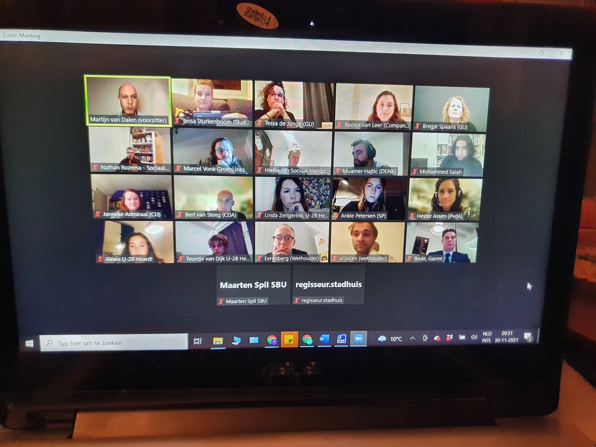 Goede Raadsinformatiebijeenkomst over huisvesting kwetsbare jongeren. Weer veel input waar wij als #raad030 iets mee kunnen. Dank <a href="/RoosjevanLeer/">Roosje van Leer</a> <a href="/NathanRozema/">Nathan Rozema</a> <a href="/HielkeJan/">Hielke Jan v d Leij</a> en <a href="/U2BHeard/">U-2B Heard!</a> en ambtenaren voor de bijdragen en informatie! <a href="/student_starter/">Student & Starter</a>