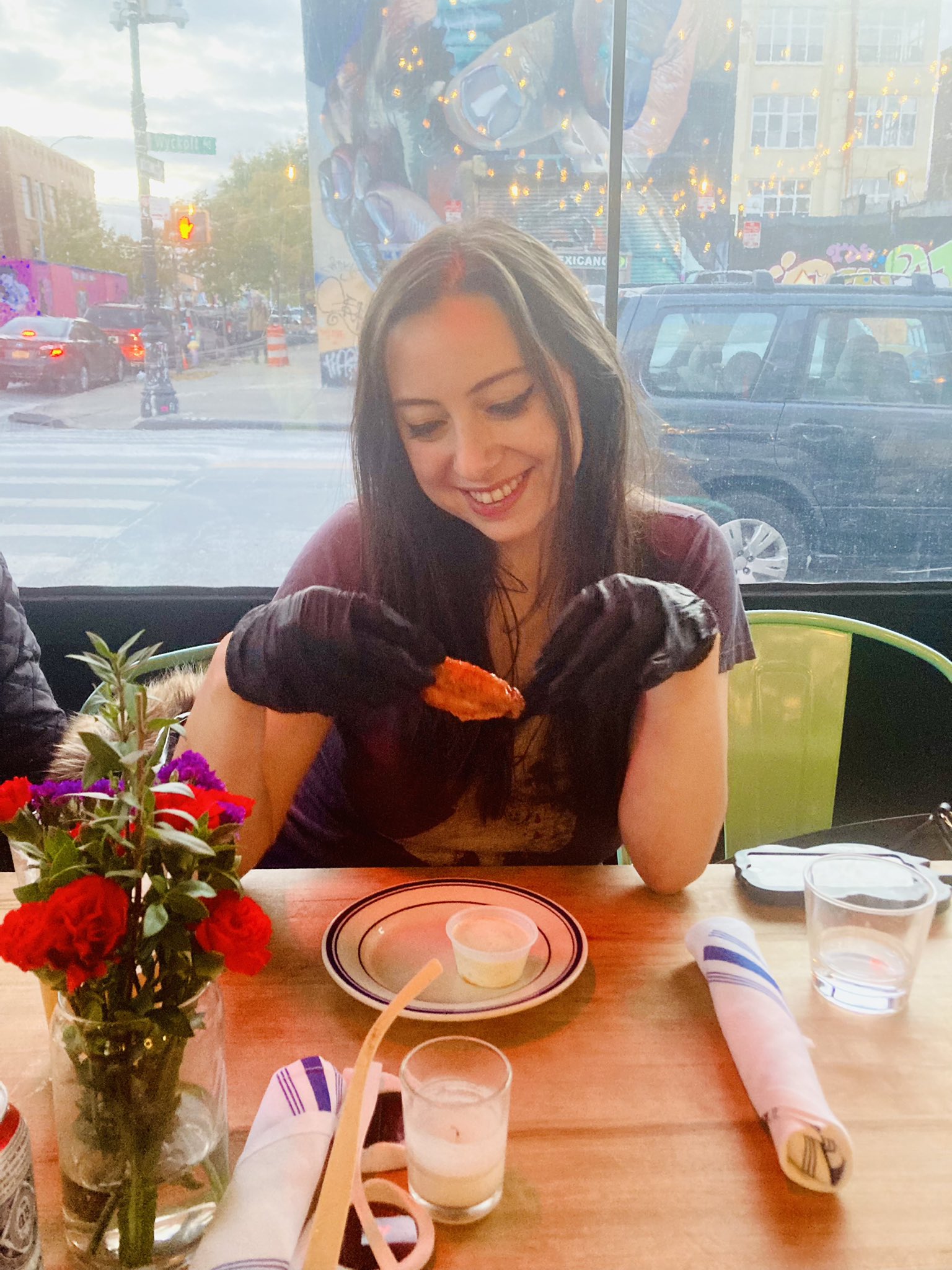 TW Pornstars Maya Midnight. Twitter. Life hack wear gloves to eat