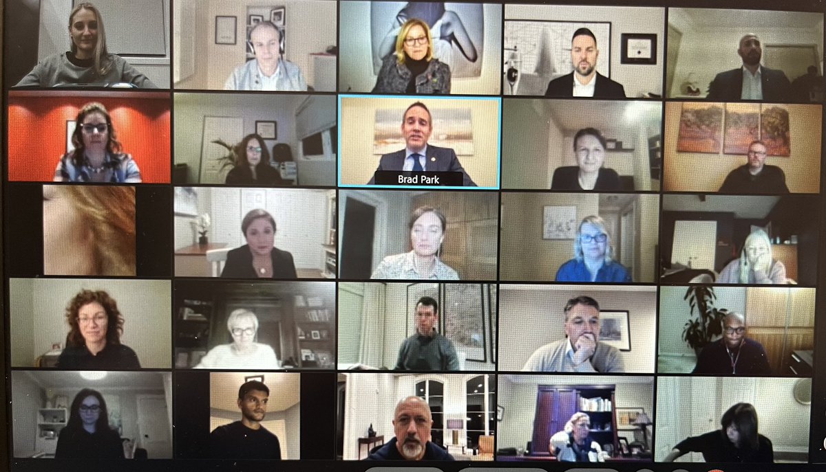 Thanks to our Local Leaders for joining us this evening on #GivingTuesdayCA to discuss why it’s crucial to give like lives depend on it, because they do. 

Thank you Deb Gatenby for sharing your story &amp; how organizations like  @HopePlaceCentre help our most vulnerable. #LocalLove