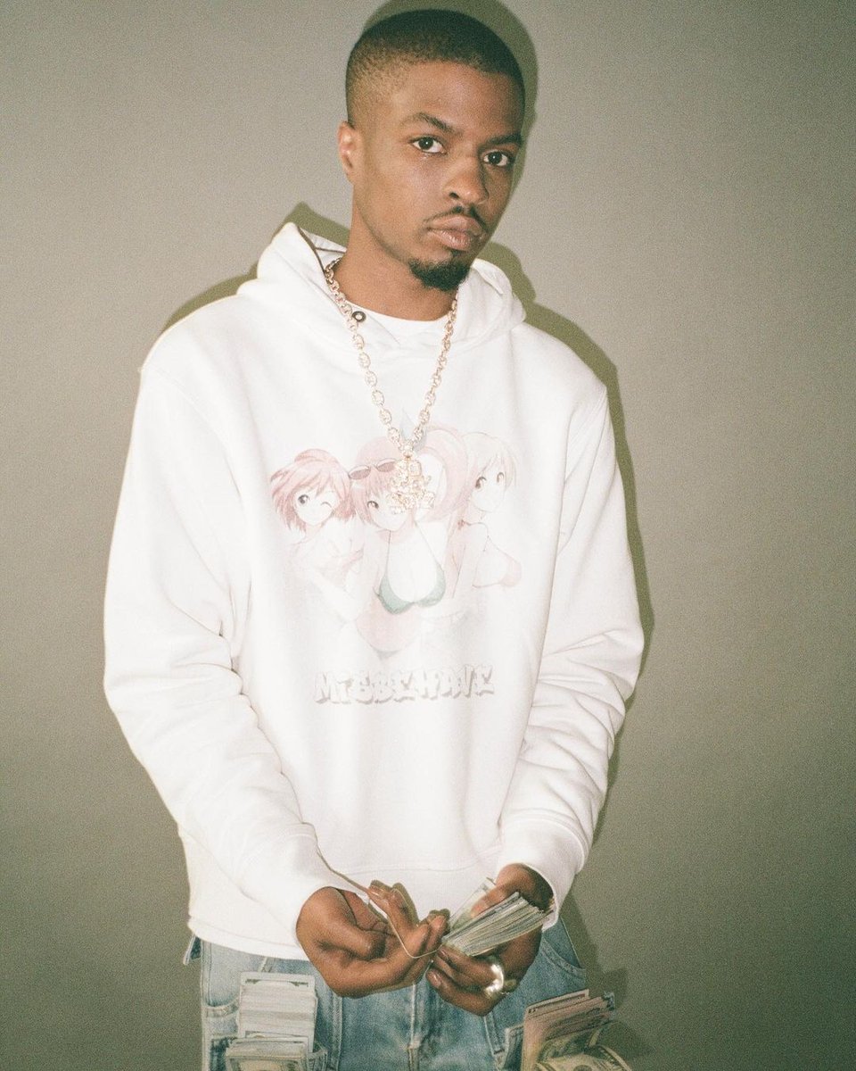 Kurrco's tweet photo. Pi'erre Bourne says he's dropping his highly anticipated song "Instagram Hoes" after his upcoming project "Yo88" 👀🟪🏁 https://t.co/c0m7feGj1r