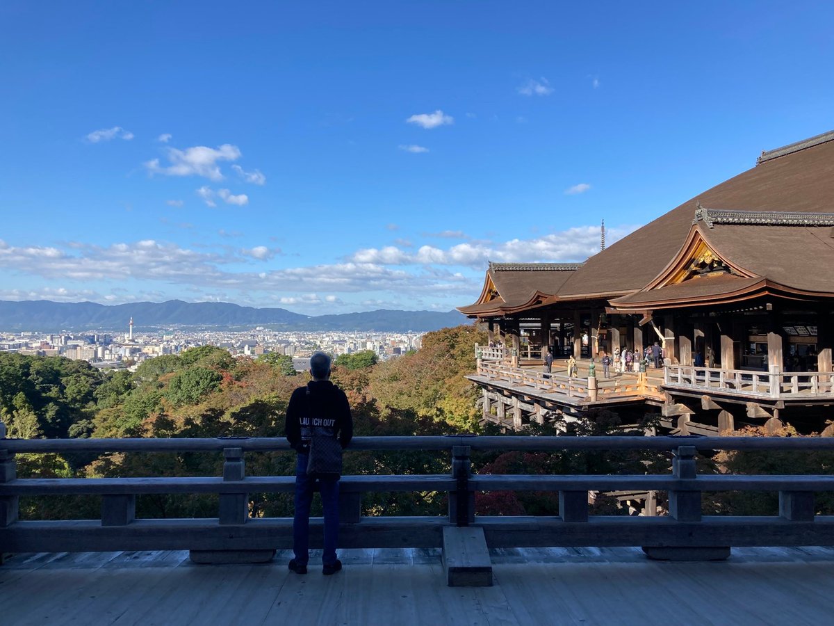 koyuidera's tweet photo. 本日、座禅スタジオ小結寺は
開業6周年を迎えました！

生きる知恵を説いた仏教を
生きてる人に伝え
1人でも多くの人の役に立ちたい

そんな思いだけで続けて6年

夫婦で債務整理もした

でも、これからも小結寺は
無料で続けて行きます！！

#���教
#個人の寺 https://t.co/o2oGcU4FkK