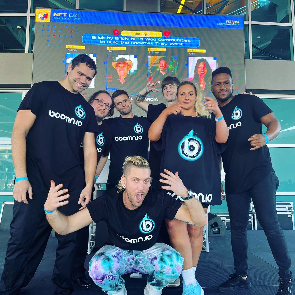 boomn_io's tweet photo. Awesome launch day with Team #Boomn
#nftartists #nftgiveaway #cryptoinvestor https://t.co/pQ9FOh8RDK