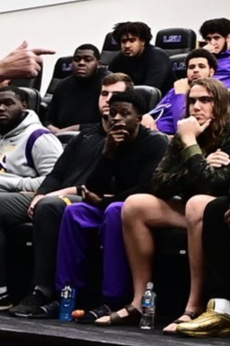 Emily DeRubertis tweet media