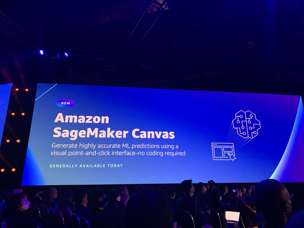 ccortezb's tweet photo. New Amazon Sagemaker Canvas, no code platform for end to end ML projects 
#awsreinvent2021 #ReInvent2021 #AWSUsersGroup #keynote https://t.co/WEdao34yC9