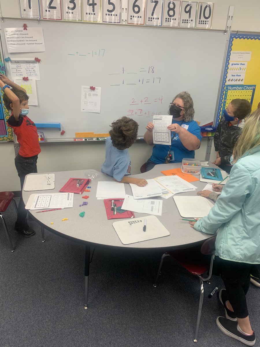 WeAreCottonwood's tweet photo. Amazing math going on today by these third graders! #Why305 #CWCommunity https://t.co/ocyqh14yAV