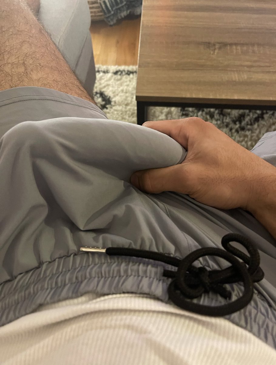 Murat1Zafer's tweet photo. @playmateKiiKii Waarom maak je me weer geil jij stoute😂 https://t.co/1L1IMJ1owA