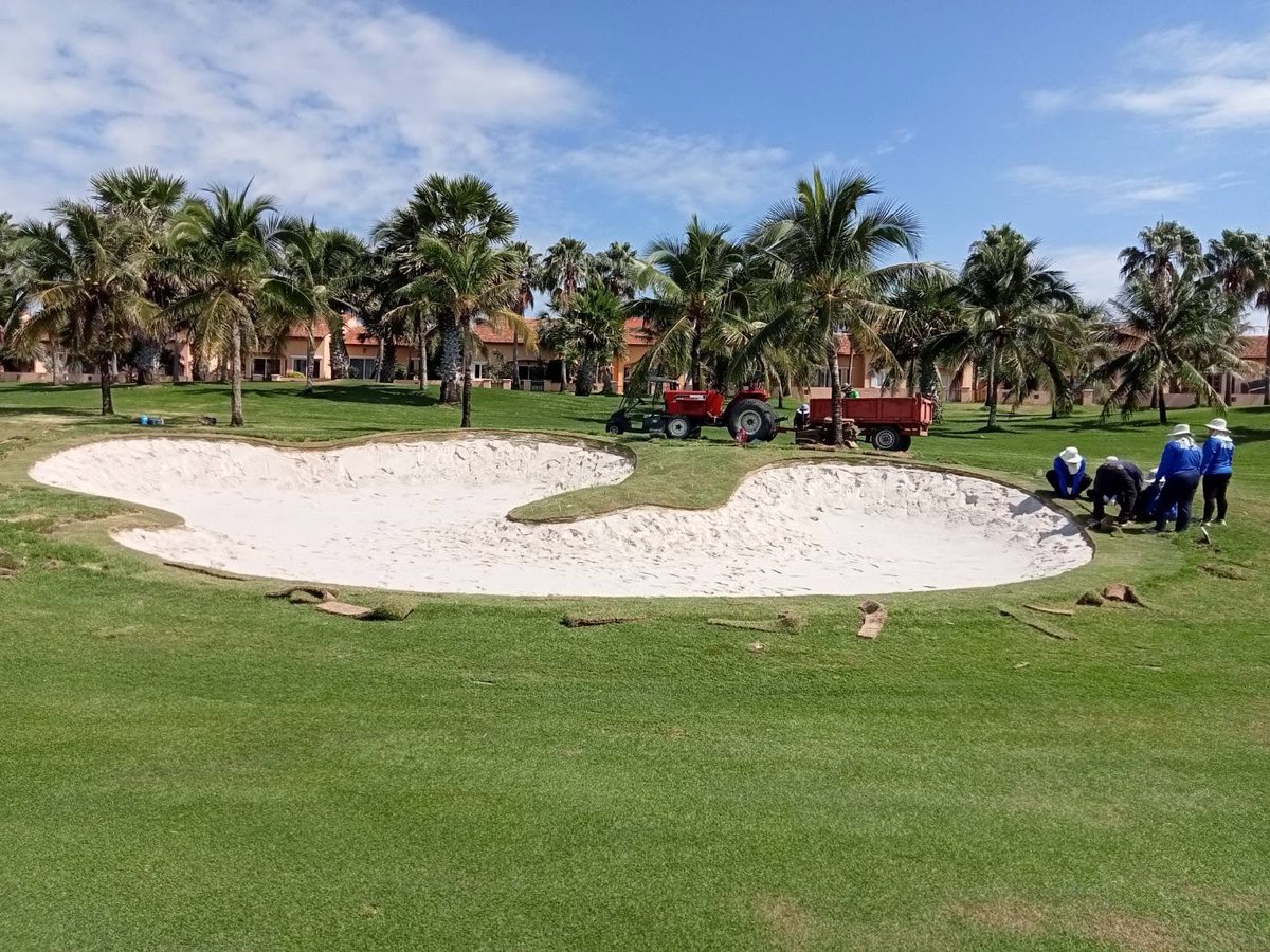 STSAsia's tweet photo. Training our 3rd Bunker Renovation Team to handle the additional workload in Thailand as we are scheduled for projects well into Q2, 2022. #blackmountain #amataspring #myozone https://t.co/tjyDPKv2qZ