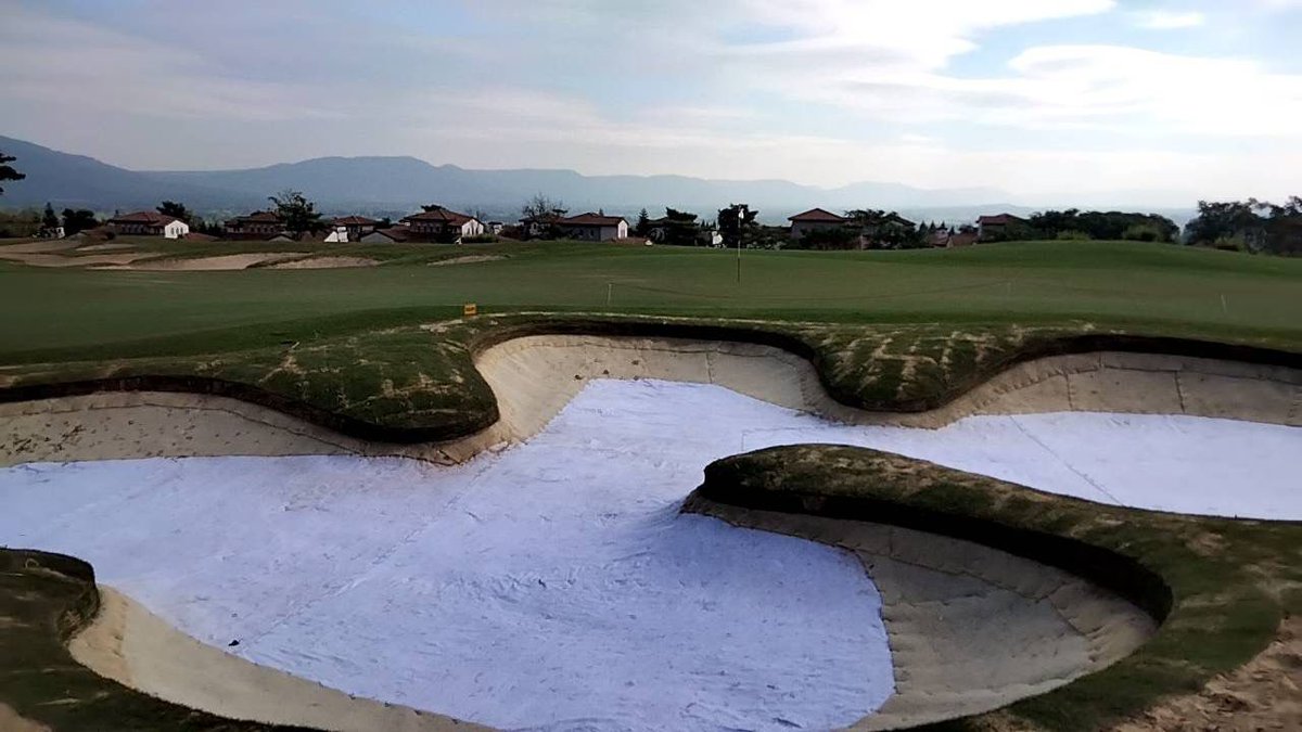 STSAsia's tweet photo. Training our 3rd Bunker Renovation Team to handle the additional workload in Thailand as we are scheduled for projects well into Q2, 2022. #blackmountain #amataspring #myozone https://t.co/tjyDPKv2qZ