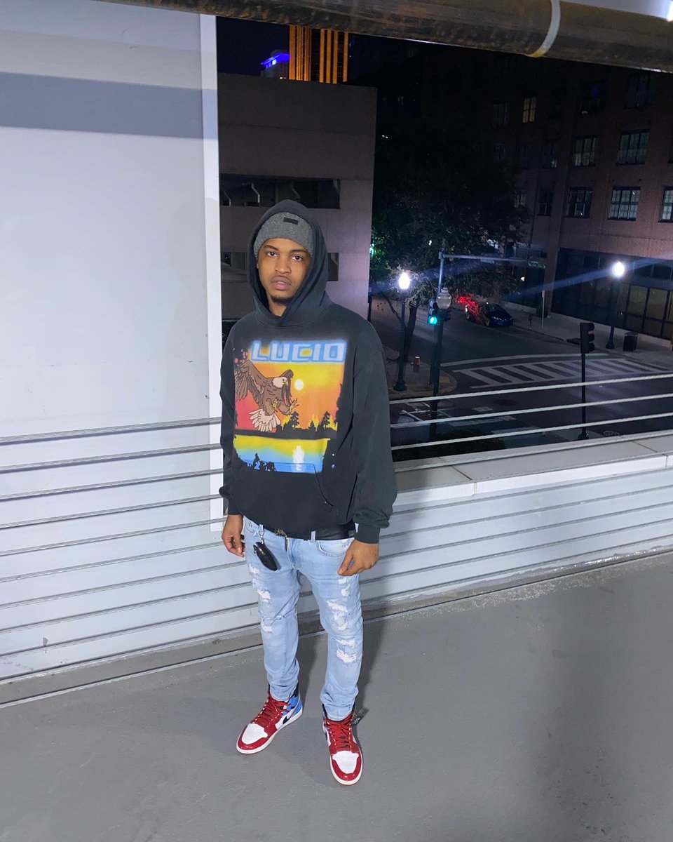 __curtt9's tweet photo. Yo judgment get clouded when you clouted⚔️ https://t.co/qQMaJfKbsA