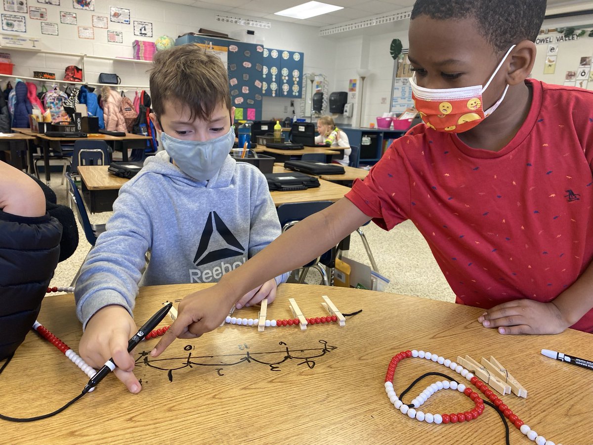 amwetmore's tweet photo. Be still my heart! This student helped another understand and provided feedback! Then looked at me and said “Do you have anything to add or did I cover it all?” 😍😍😍 #mathisourjam #classroomfamily @mathmom2boys @PES_Mustangs https://t.co/kyu2R3wNY5