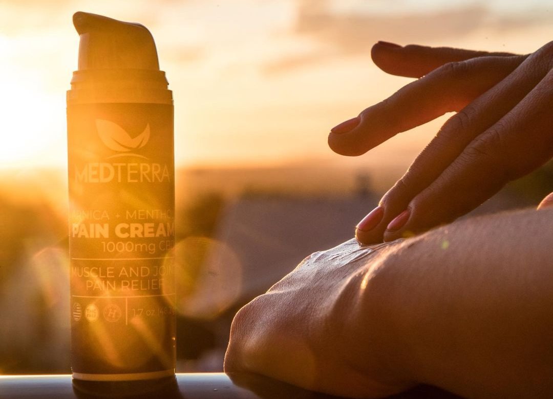 GR__wellness's tweet photo. Don't let the aches and pain of an active week linger into the weekend. Try out this award winning 2021 product of the year @medterracbd Pain relief #CBDtopical.
Use code
CYBER
To save 25% off your entire order!
Shop โคต๏ธ
https://t.co/8KCwiqhDHh #cbd #cbdrub #hemp #cbdtopical https://t.co/BwaECGlwJB