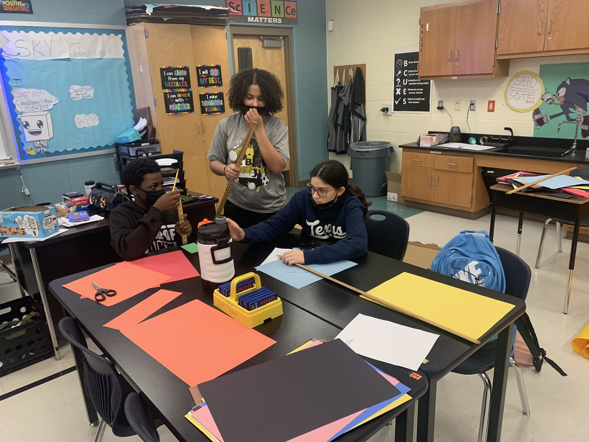 Stephengarika's tweet photo. Our 2nd STEAM. And theyβre off! Everyone worked so diligently I canβt wait to see their progress. #WeAreBlackKnights #nisdmsscience #nisdbernal https://t.co/qLFqIxT2do