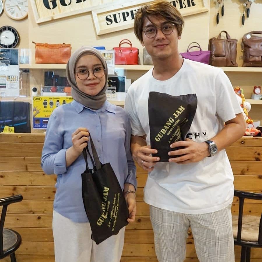 karmilah_yani's tweet photo. Hai manis @RizkyBillar @Lesti_Jenong_DA 😍😍
#LestyIDA2021 
#leslarIDA2021 
#leslar https://t.co/dEJ2TgBh0q