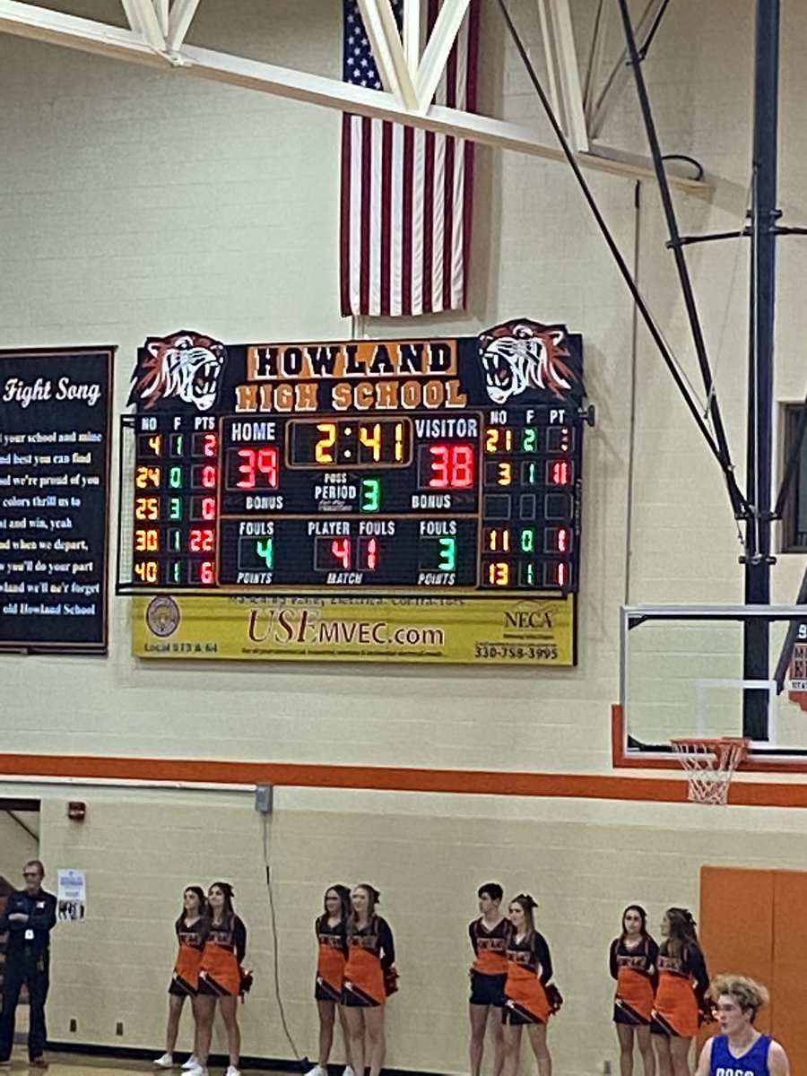 hockenberry52's tweet photo. The Seminary  closed the gap on the road against tough Howland...#ThePolandStory @Poland_G_Hoops @DeJulio116 @HoffmasterMaria @polandschools @PolandAthletics @coachpavlansky https://t.co/GEv2jQbziN