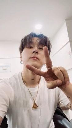 beomieera's tweet photo. just me and my rapper bf
#khhsd #khhstan #ph1 #khhselcaday #parkjunwon @ph1boyyy https://t.co/BVMRPjq7yk
