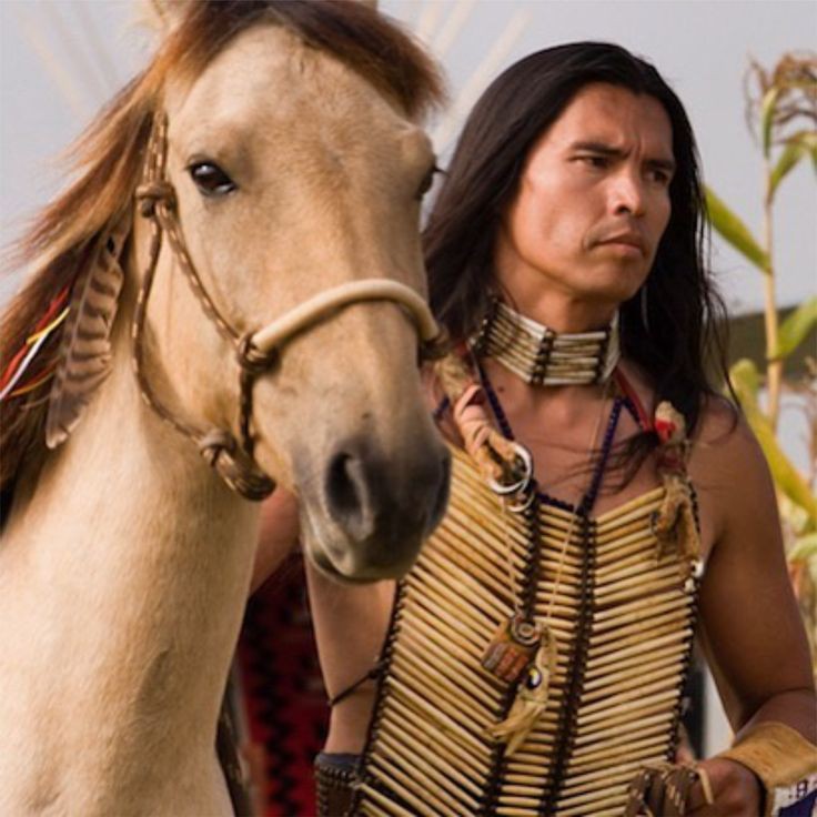 Gemini_53's tweet photo. #DavidMidthunder #LakotaSioux #NativeAmericanHeritageMonth #NativePeoplesHeritageMonth #DavidMidthunder portrayed #FamousShoes in #ComancheMoon , #DavidRidges in #Longmire and recently appeared in #Hostiles and #WomanWalksAhead https://t.co/WldGw3TOOC