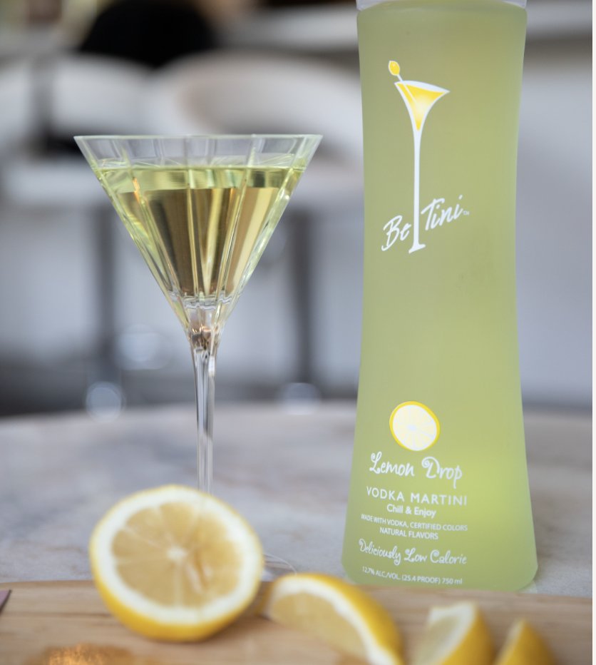 BeTiniSpirits's tweet photo. Wind down after the holiday weekend with a low-carb, low-calorie BeTini cocktail. What is your favorite BeTini flavor + garnish combo? #BeTiniSpirits #garnish #alcohol https://t.co/PZft8ZhifG