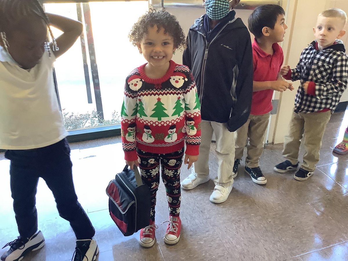 LIESOspreys's tweet photo. We’ve had Wacky Hair Day and Holiday Outfit Day at LIES to celebrate the gifts that we are bringing in for Toys for Tots! Let’s fill up those toy boxes! Tomorrow students who bring in a toy will receive an Osprey Buck!  #OspreyLove❤💙❤ #ItsTimeToPUSH https://t.co/ImzkC1e9yc