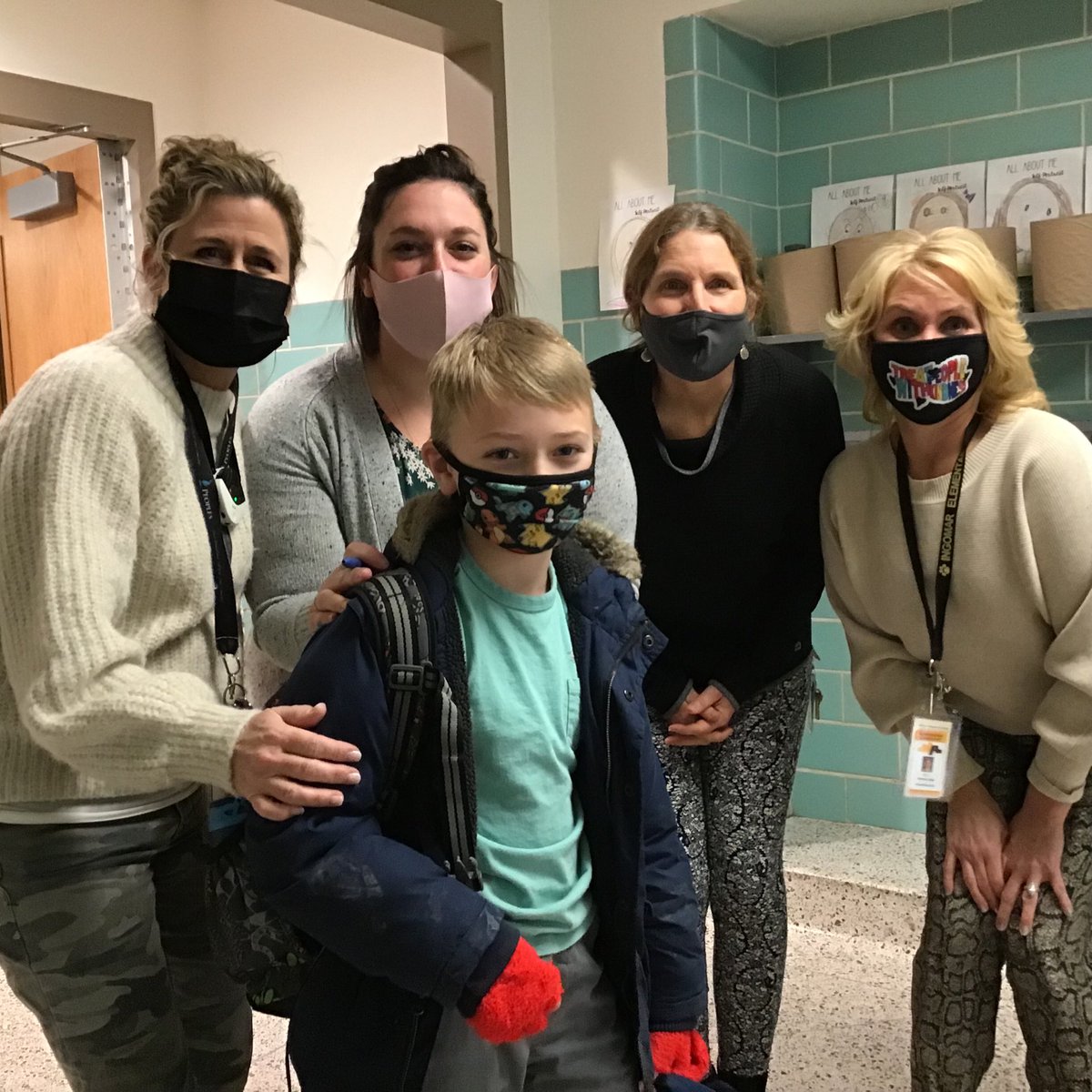 IngomarTigers's tweet photo. David wanted a picture of all of us together to tweet out as his reward for being an awesome student. Way to go David! #nasdlearns https://t.co/pFB0BsI1ga