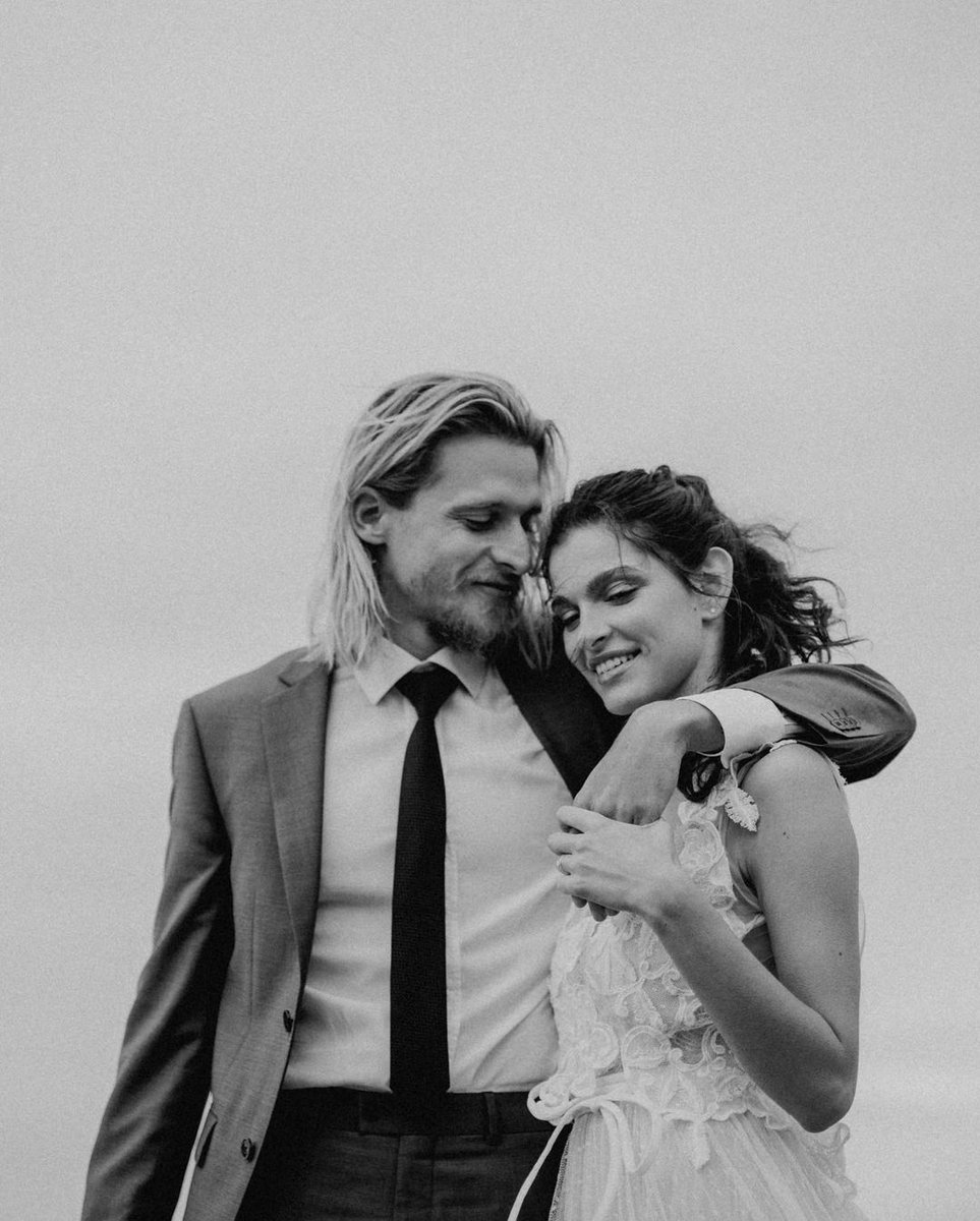 MarcoyMariaMODA's tweet photo. Love @wolvesworkshop 🤍 @susannegapp.photography
#marcoymaria #fashionphotography #shooting #shootinginspo #wolvesworkshop #lagraciosa #weddinginspo #elopement #elopmentwedding #weddingphotography #brides #novias #differentbrides #uniquebrides #noviasunicas #tenerifemoda https://t.co/WhCcQCMO4w