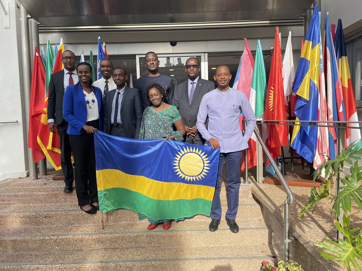 RwandaIsrael's tweet photo. Today Ambassador James Gatera attended the closing ceremony of 06 Rwandan Doctors and Medical professionals who completed their One Week International course in Management of Health Services in Times of Crisis. The Course was organized by @MASHAVisrael and @MCTC_Haifa. https://t.co/RVBmQTLGUH