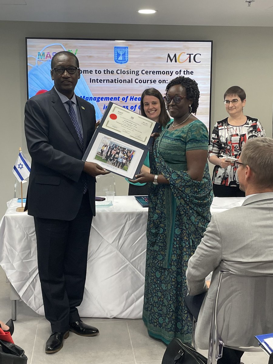 RwandaIsrael's tweet photo. Today Ambassador James Gatera attended the closing ceremony of 06 Rwandan Doctors and Medical professionals who completed their One Week International course in Management of Health Services in Times of Crisis. The Course was organized by @MASHAVisrael and @MCTC_Haifa. https://t.co/RVBmQTLGUH