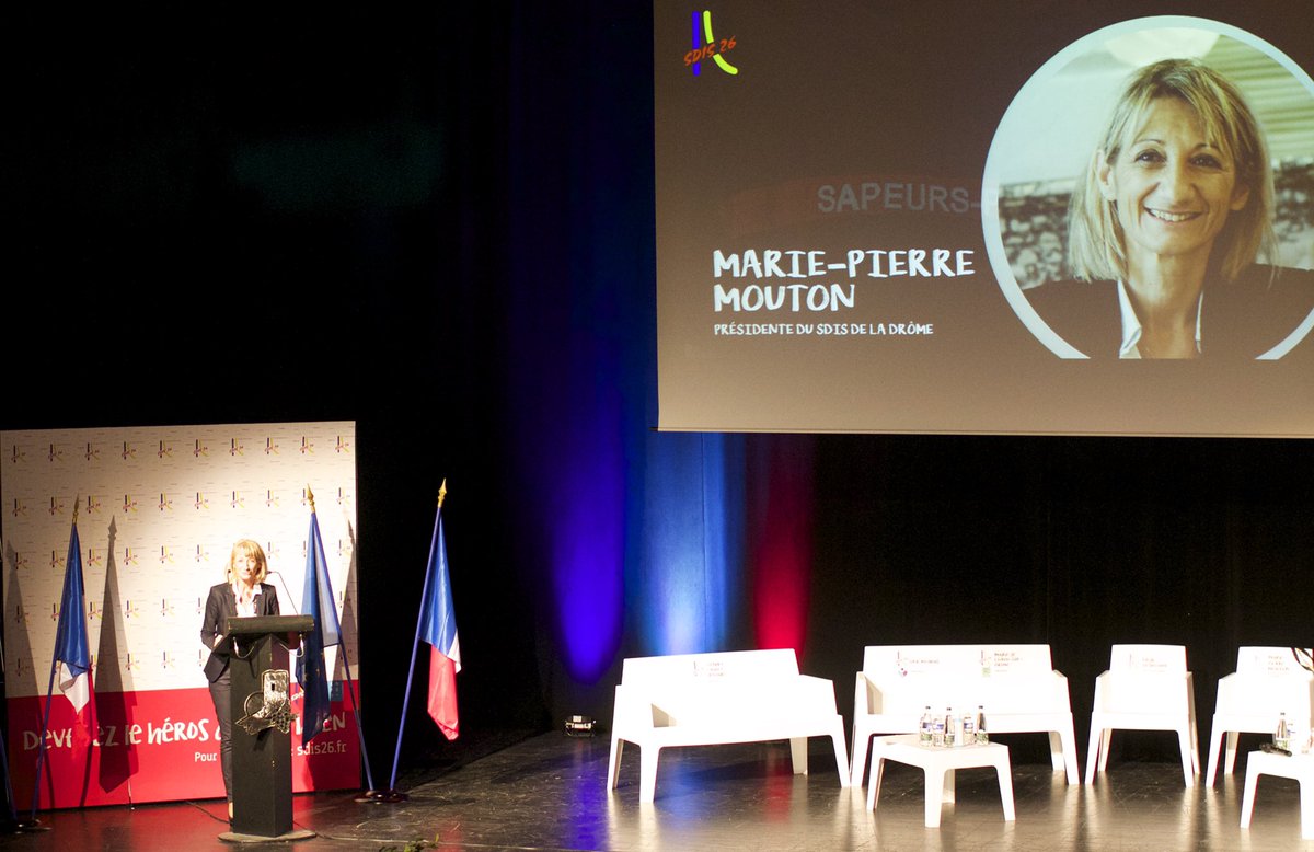 sdis26's tweet photo. Soirée #LabelEmployeur 💼 x 🚒
Retour sur les discours de @MoutonMP « Il n’y a pas d’actes plus nobles que de s’exposer pour venir au secours des autres » et @Prefet26 « Être sapeur-pompier volontaire et exercer une activité professionnelle est tout sauf incompatible » https://t.co/uWANqVatgD