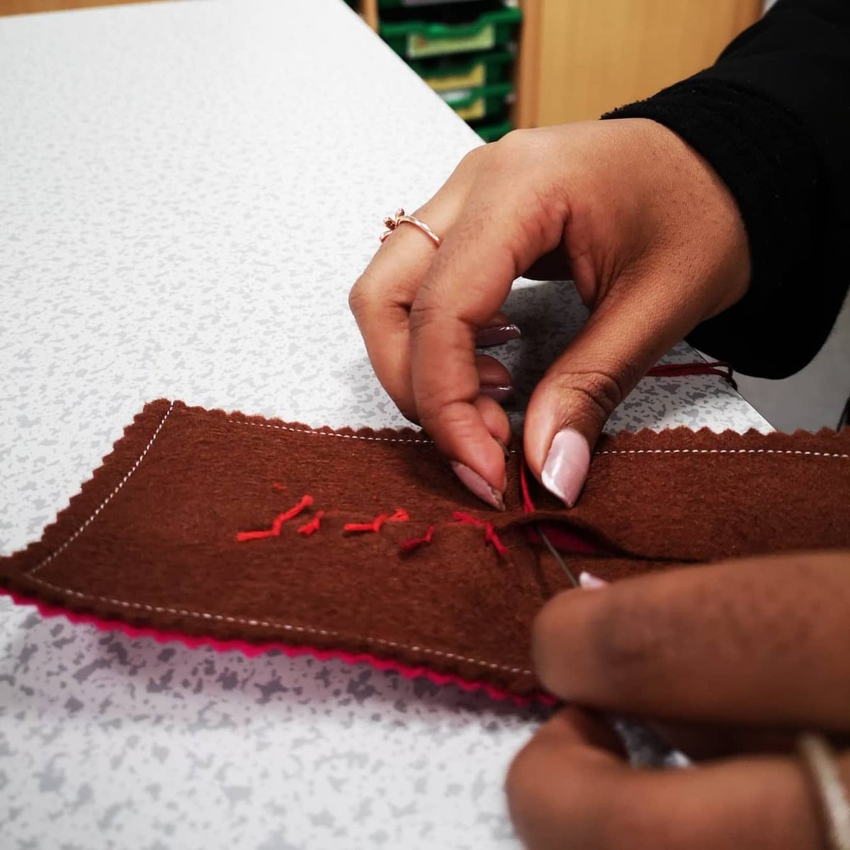SEC_Science's tweet photo. MEDSOC practised their suturing skills this week. It's not as easy as it looks but they all did a pretty neat job! #medicsinthemaking #futuremedics #surgery #sutures #stitches #Medsoc #SEC_Science #skills #hospital #education
#medicaleducation #nursing https://t.co/uzw5fqZucN