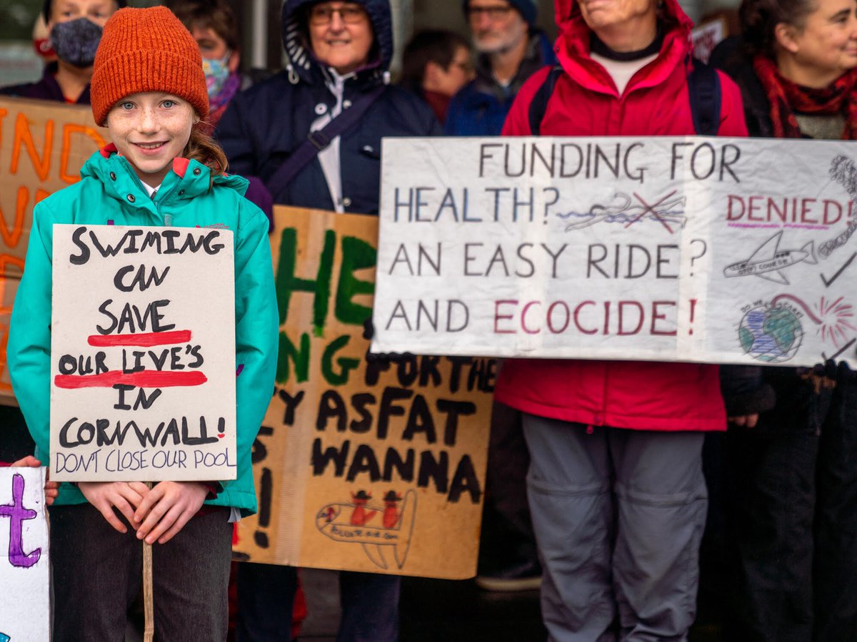 CornwallCAC's tweet photo. #SwimsNotFlights #SaveOurSwims making the case for easy access to our swimming pools @CornwallCouncil today. Good for #Health & the #Environment #ClimateHealthisHumanHealth https://t.co/oomNMqt1nH