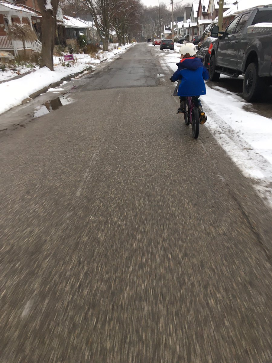 mrcycology's tweet photo. oh that was awesome! racing a park mom home, them in car, us on bikes (all road rules observed) -  they obviously didn't see our colours - NO MERCY, ARHHHHH! #fun #victory #noquarter #bikesrule #carsdrool #hahahahahaha https://t.co/0OfCfD5ox2