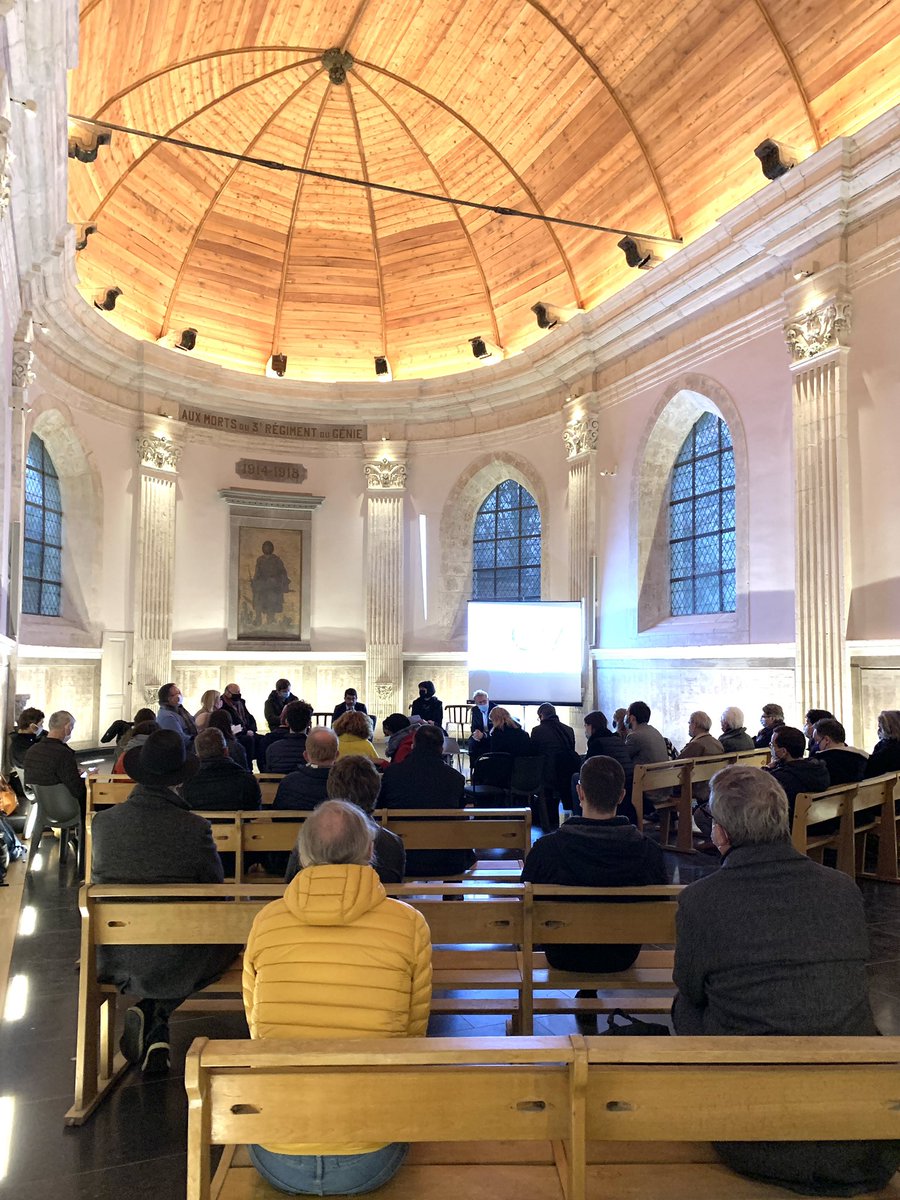 Riches échanges ce soir à Arras à l’occasion de la table-ronde ABF / Architectes.

Dialogue autour des projets, forme et fond des dossiers, répartition territoriale et composition des services, délais d’instruction, dématérialisation…

Un travail commun à poursuivre !