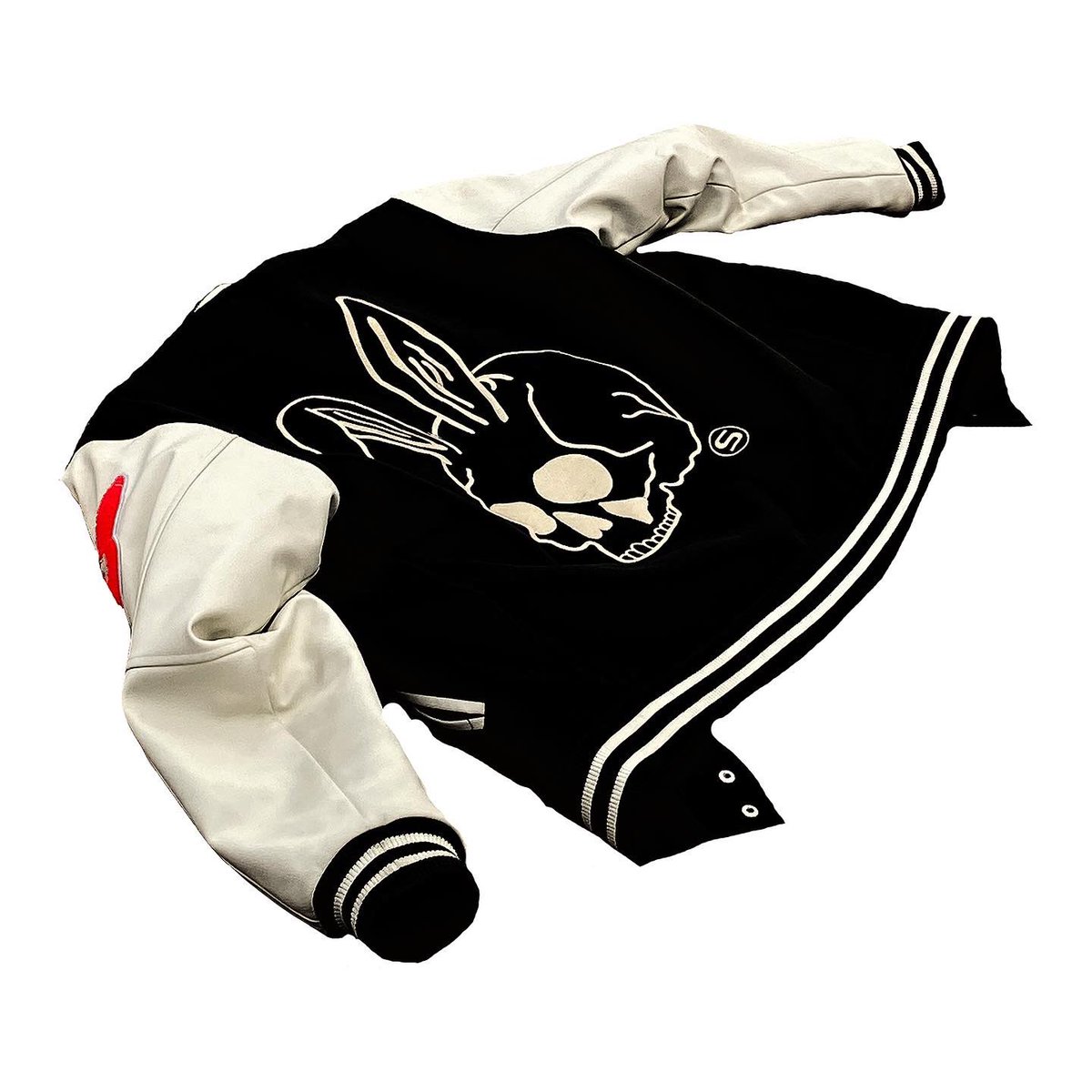saucinh's tweet photo. Preorders for Varsity Jackets and 1.5 Hoodies now available on https://t.co/K22YppZuTB https://t.co/R4iGoE6mHY