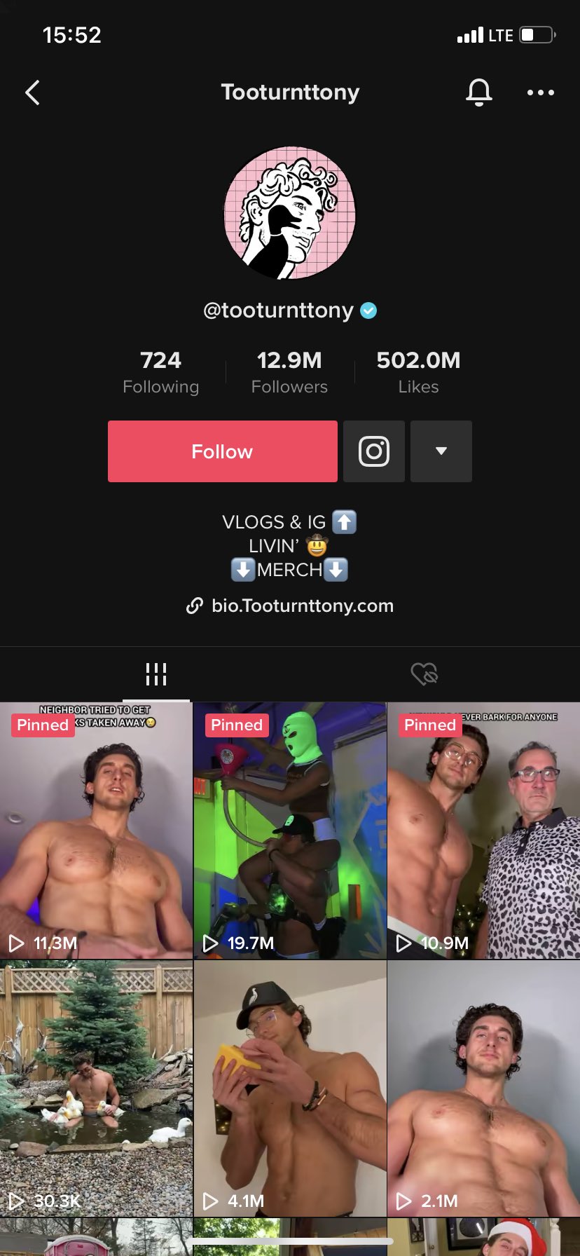 X-এ Samuel Santiago Otero: This guy has a “free” OnlyFans, but you have to  pay to see each individual post. He made over $2,000 in tips in a post.  Maybe I need