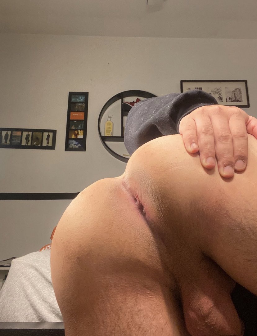 PhattAxel's tweet photo. This pussy designed for ya 🎶 https://t.co/b7XmO1wh56