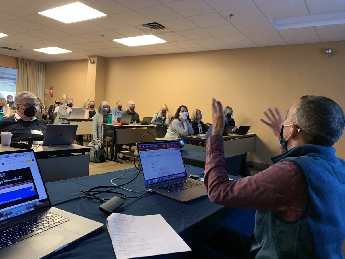 csheil's tweet photo. Six years and running - #googleaddict session today at #nhcmtc #cmtc21 - There I go again talking with my hands 😃 @kerri_nh https://t.co/9stVEF3TL6